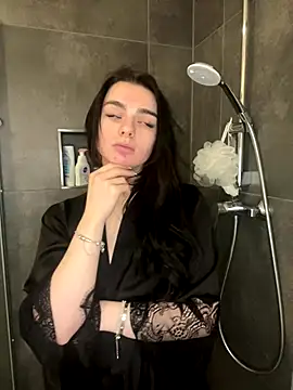 AdelinaAlia's cam snapshot