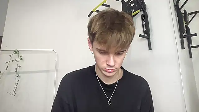 Milk_Guy's cam snapshot