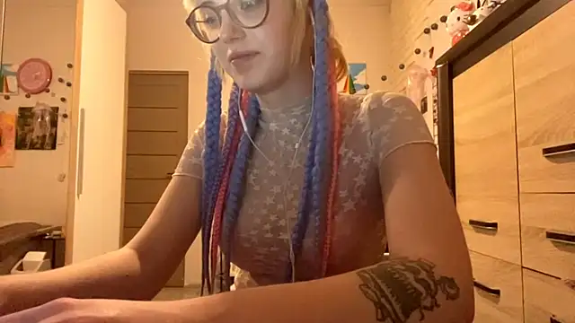 EffacedScan's cam snapshot