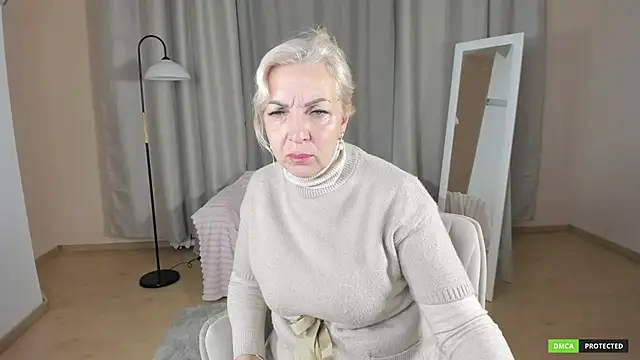 LiliaMoons's cam snapshot