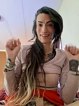 MaitressePomme3's cam snapshot