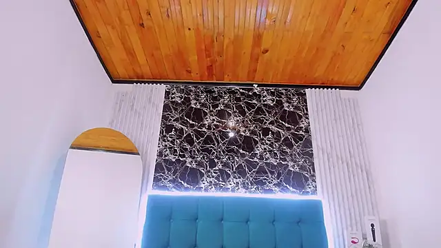 Emily_Mayte_1's cam snapshot