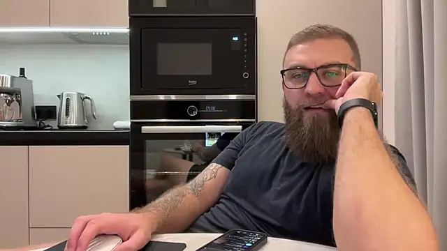 Bear_bear_ live sex cam