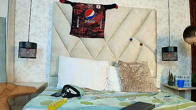 AmbarRaj's cam snapshot