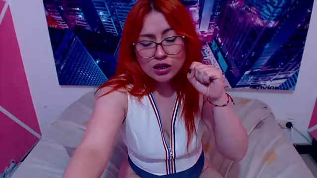 XxMiaSexxyHotxX's cam snapshot