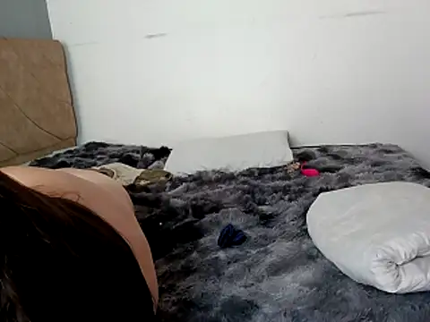 Sweetlove_243's cam snapshot