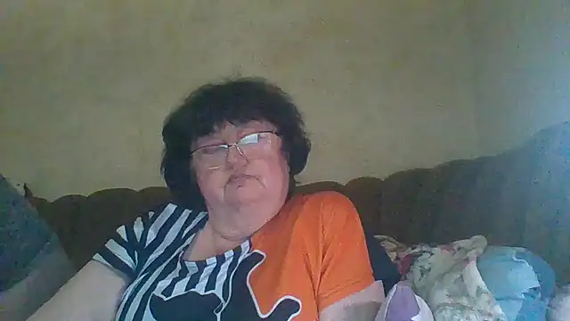 MilaSky5303's cam snapshot