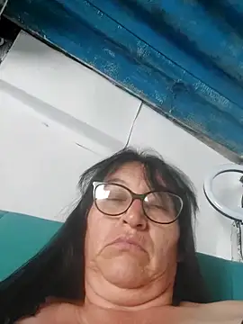 clarita_01's cam snapshot