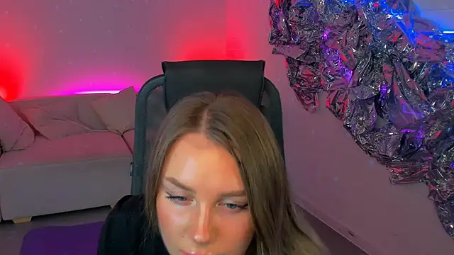 SandraLindsey's cam snapshot