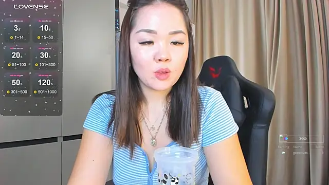 azure_moon2's cam snapshot