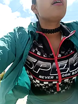 _andrea30's cam snapshot