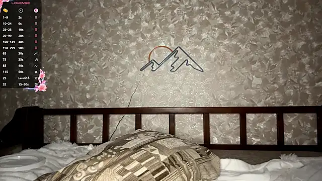 DreamyOlivia's cam snapshot