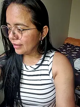 Miss__kendra_'s cam snapshot