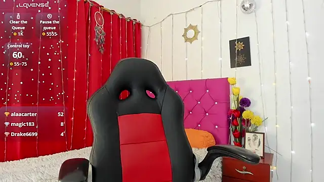 AishaAmin_'s cam snapshot