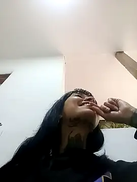 esmeralda06's cam snapshot