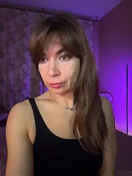 Mary_Kiitty's cam snapshot