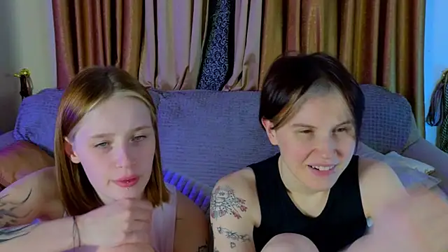 Girls_Fingers live sex cam