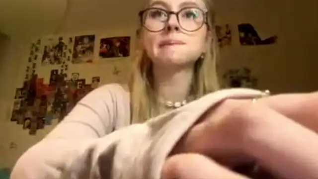 AmandaVyhnal's cam snapshot