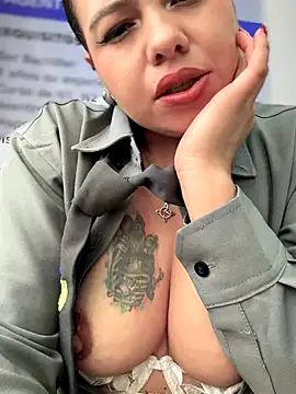 Ariana-07's cam snapshot