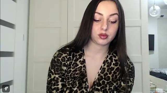 courtneyPerfect's cam snapshot