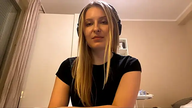 BrianneVaneps live sex cam