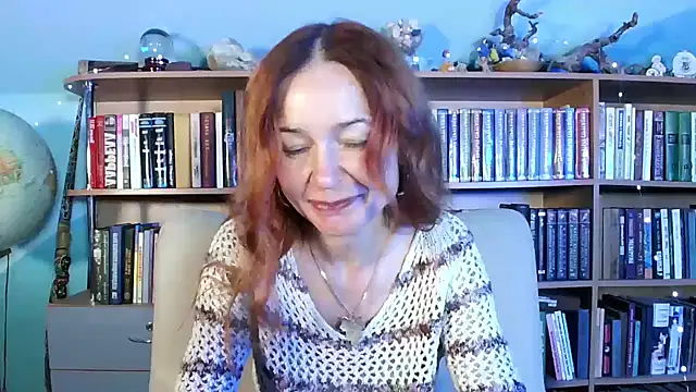 Foxilady357's cam snapshot