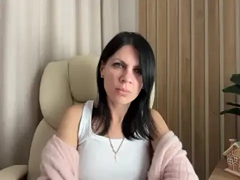 InjaAtHome's cam snapshot