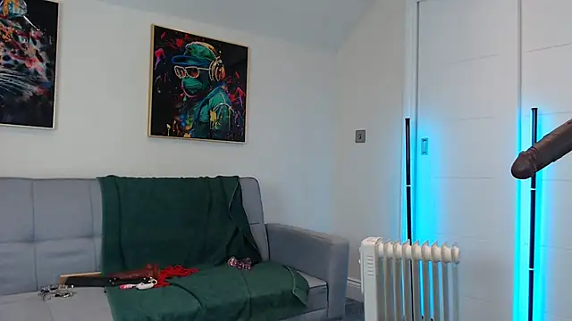 lou_roar's cam snapshot