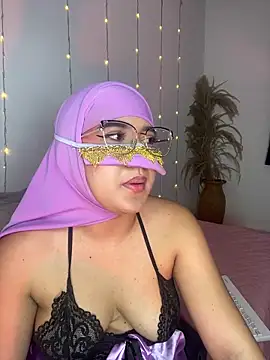 Maisa_issa's cam snapshot