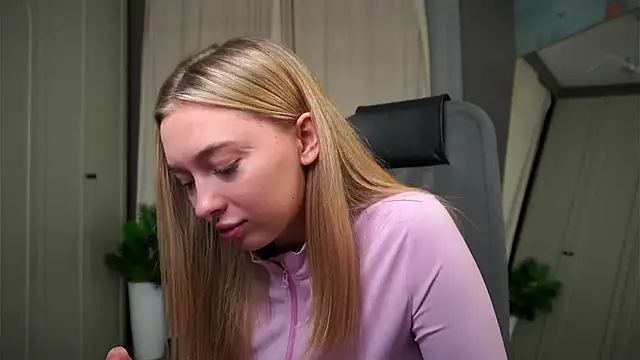 christie_luv's cam snapshot