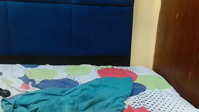 MilkyTitties's cam snapshot