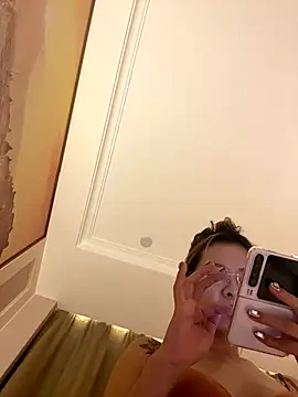 Sunflower-77's cam snapshot