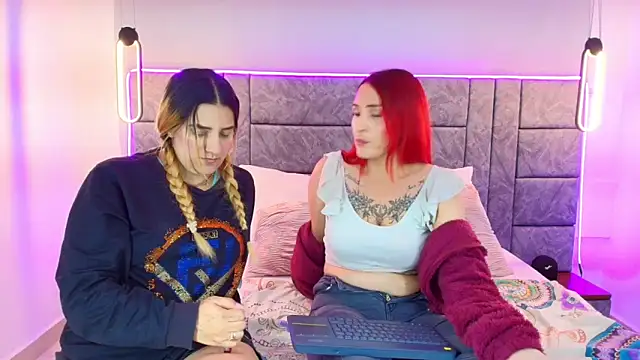 Dakota_Megan_69's cam snapshot