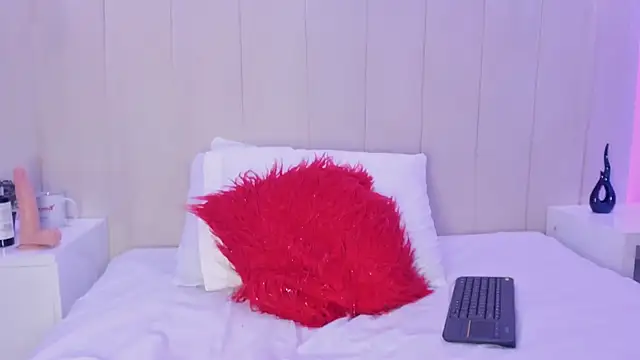 celestebellmont's cam snapshot