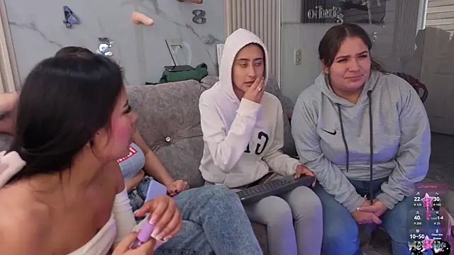 miaa_as_'s cam snapshot