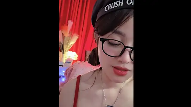 MiCandy-Lovee's cam snapshot