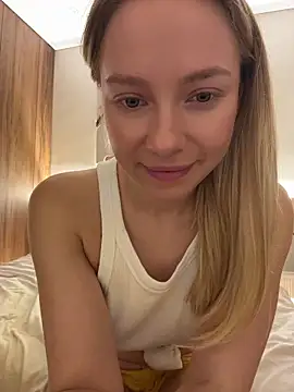 -Snowwwy- live sex cam