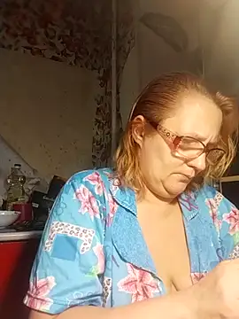 Forest-Lady live sex cam