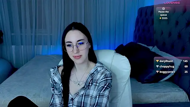 Miss__Linn's cam snapshot