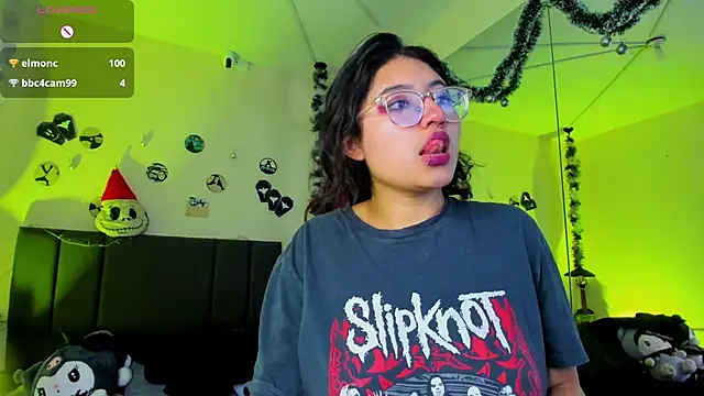 SabrinaV_'s cam snapshot