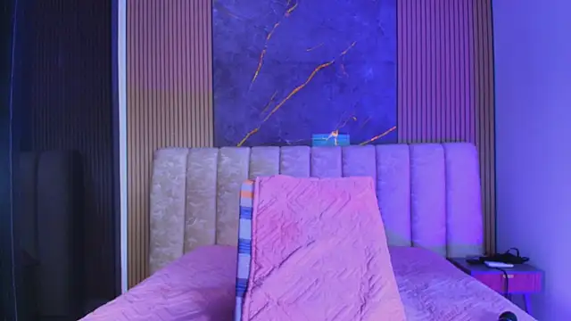 mia_scot's cam snapshot