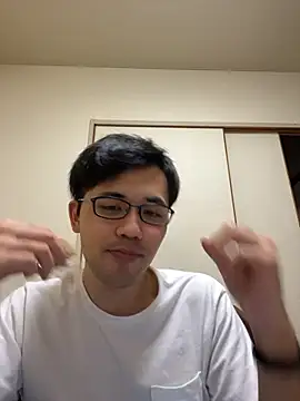 ryusei18570 live sex cam