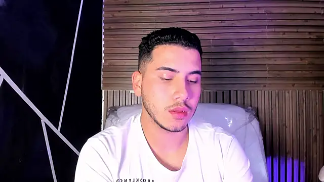 Axel_grey_'s cam snapshot