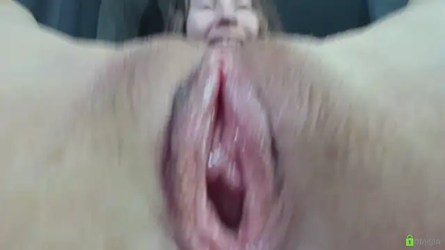 Courtney_Luv live sex cam