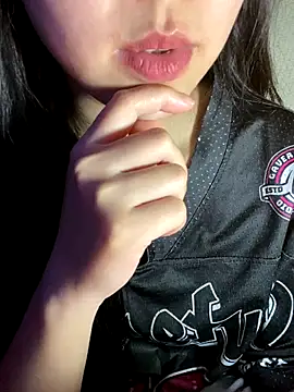 Uyennii02's cam snapshot