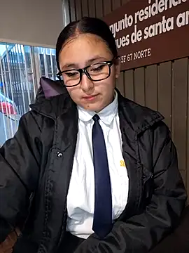 Cute_Penelope live sex cam