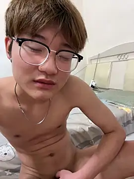 KK-cuteboy's cam snapshot