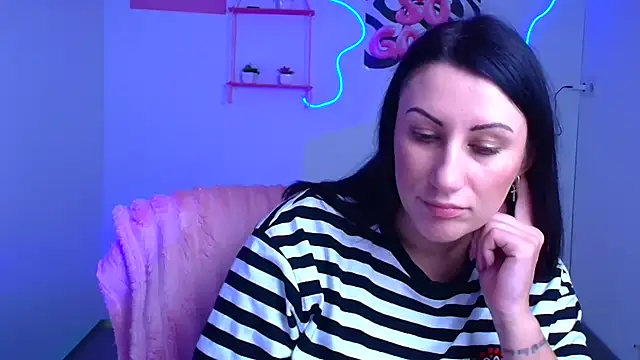 Loren_Moa's cam snapshot