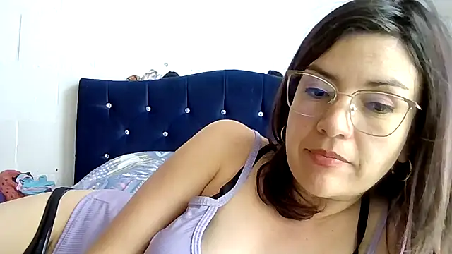 princessbella93's cam snapshot