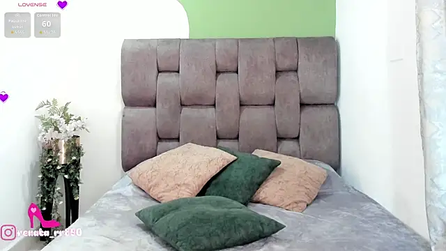 LenaRuiz_'s cam snapshot